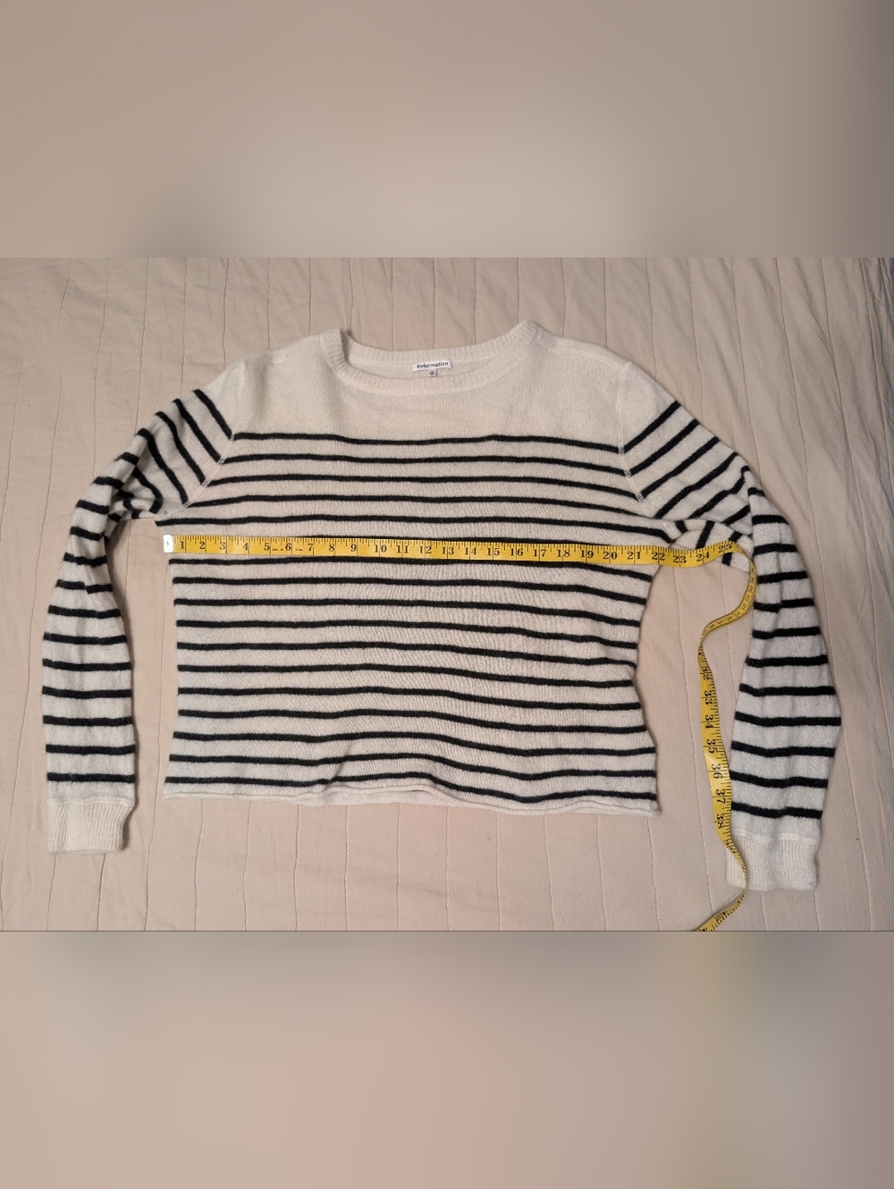 Reformation Cashmere Boyfriend Sweater, Women's Size Medium, Black White Stripea - Picture 6 of 11